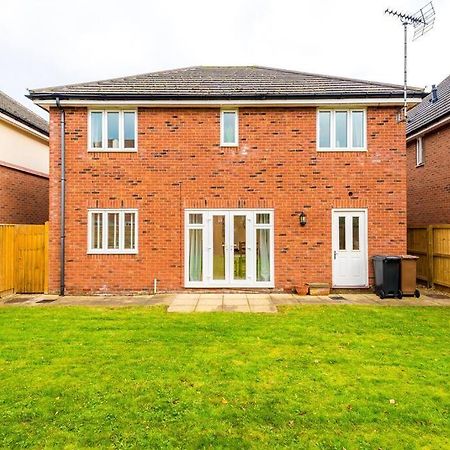 Luxurious Cosy 4Br Home Cheshire Saughall エクステリア 写真