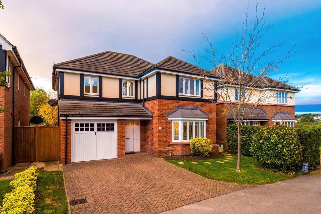 Luxurious Cosy 4Br Home Cheshire Saughall エクステリア 写真