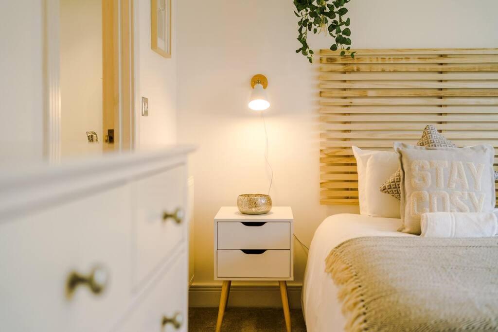 Luxurious Cosy 4Br Home Cheshire Saughall エクステリア 写真