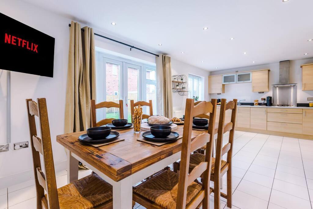 Luxurious Cosy 4Br Home Cheshire Saughall エクステリア 写真